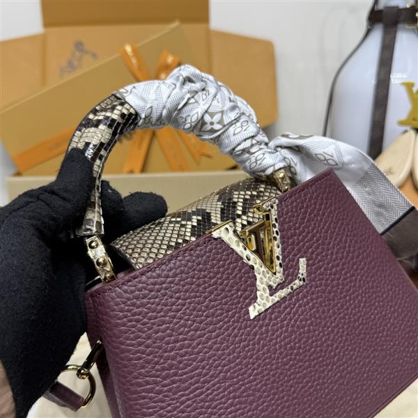 2026120164254792 820